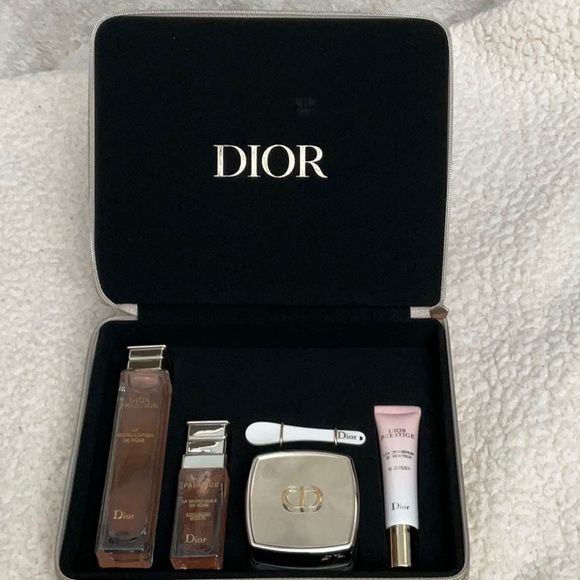 NIB Dior Prestige Limited Edition Set - Picture 3 of 16